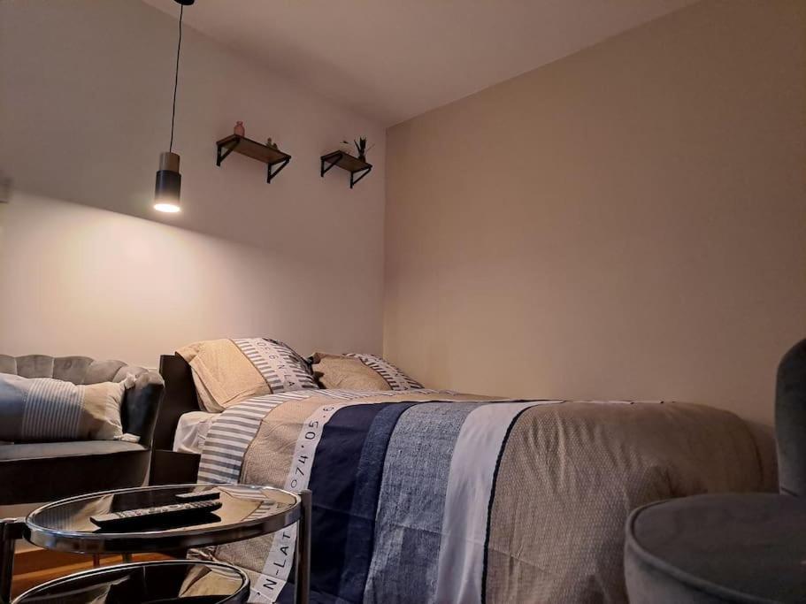 24H Course/Moto/ Oasis / Antares Appartement Le Mans Buitenkant foto